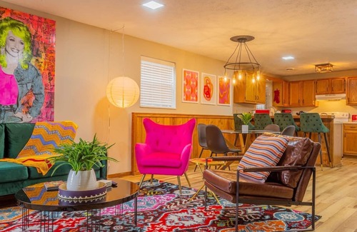 Caton House | ACID WASH @ DOLLYS DRIVE * Wifi Grill Woods Mtns