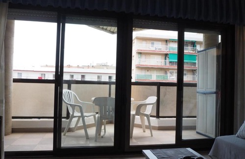 Malgrat de Mar Apartment | Acogedor apartamento con vistas al mar y piscina