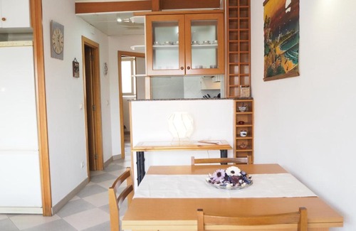 Malgrat de Mar Apartment | Acogedor apartamento con vistas al mar y piscina