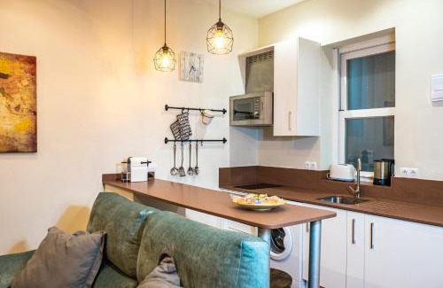 Bellas Vistas Apartment | Acogedor estudio en Cuatro Caminos by beBalmy