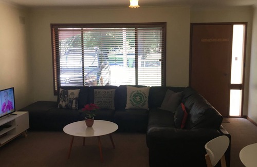 Bright House | Acorn Lodge- 2 bedroom townhouse in the centre of