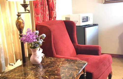 Oak Harbor Hotel | Acorn Motor Inn