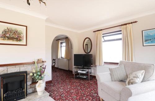 Brampton House | Acorns