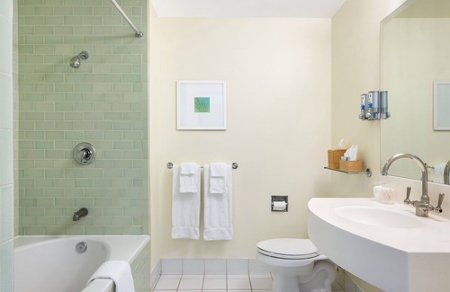 Mill Valley Hotel | Acqua Hotel