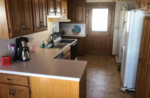 York Beach House | Across from beach! Sleeps 14