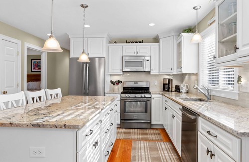 Harwich House | Across from Long Pond entrance, 3 bedroom, 2 bathroom getaway
