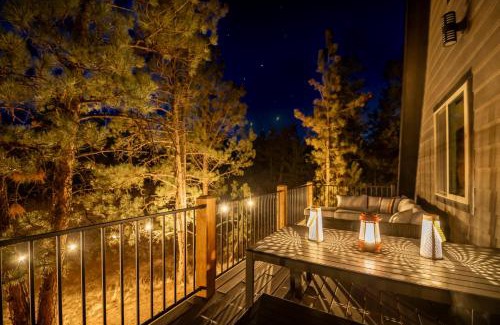 Florissant House | Acute Cabin Nature History Dog-Friendly Sauna