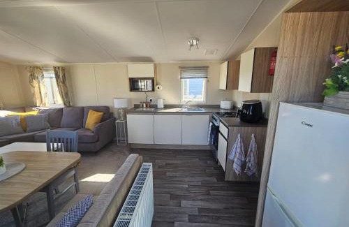 Towyn Other | AD static Towyn