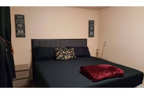 Niagara Falls House | Adam Hospitality's Accommodation