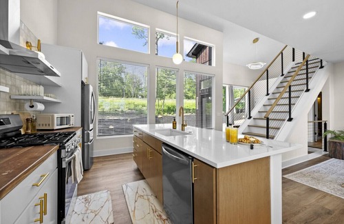 Rockbridge House | Adamina Canyon- Luxurious, Brand New 5BR/3BTH #1