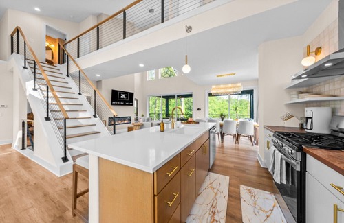 Rockbridge House | Adamina Canyon- Luxurious, Brand New 5BR/3BTH - #6