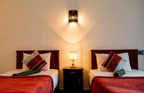 Nallathanniya Hotel | Adams Peak Inn