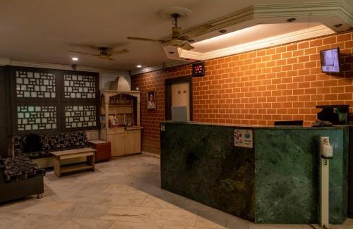 Bhopal Hotel | Adarsh Palace Hotel