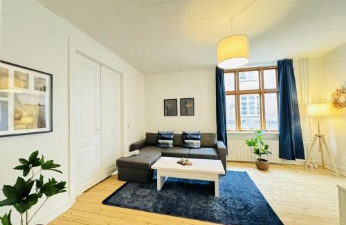 Aalborg Apartment | aday - Beautiful 3 bedrooms apartment on Jomfru AneGade