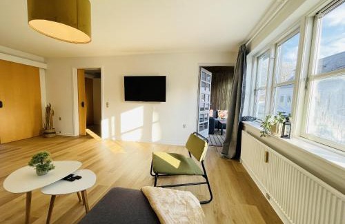 Hjørring Apartment | aday - Central Terrace Apartment in Hjorring