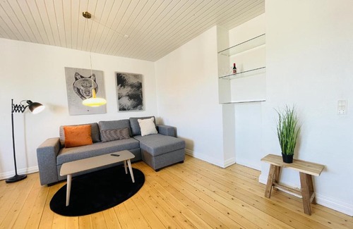 Norresundby Apartment | aday - Modern charming apartment in Noerresundby