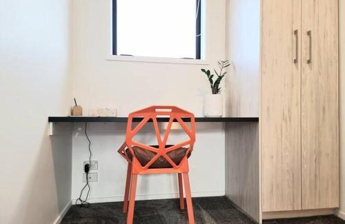 Addington House | Addington Townhouse 7 mins walk to Arena