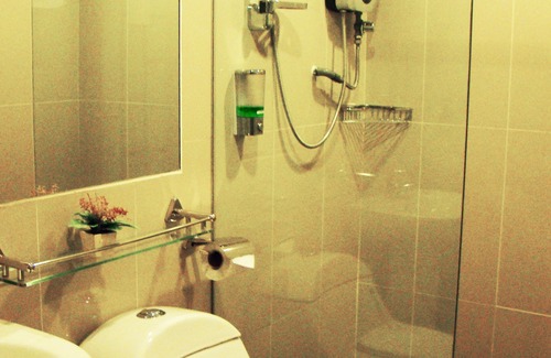 Penampang Hotel | Adel Hotel