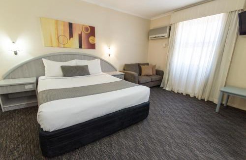 Kent Town Hotel | Adelaide Royal Coach