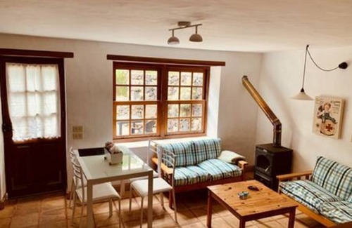 Tesbabo Cottage | Adelfas Baja - Comfy Rural House, El Hierro