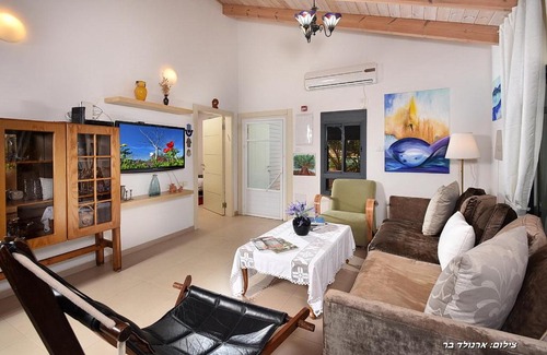 Kahal Cabin | Adilion