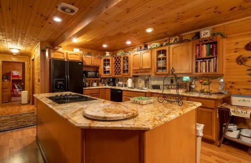 Jay House | Adirondack Whiteface Mtn Retreat