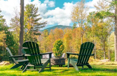 Wilmington House | ADK Whiteface Chalet with Hot Tub, Dog Friendly!