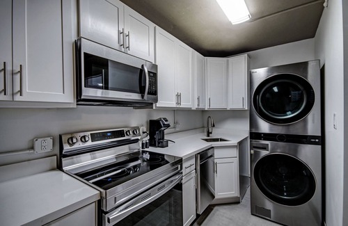 Greater Belhaven Apartment | Admiral Benbow # 254