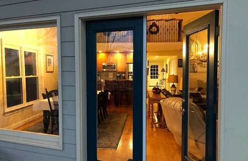 Dawsonville House | Admiral's Mountain Lake Chalet
