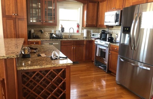 Dawsonville House | Admiral's Mountain Lake Chalet