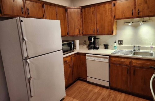Juneau Apartment | Admirals Quarters Auke Bay Harbor Large Apt with Awe Inspiring Harbor Views