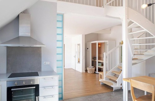 Warnemuende Apartment | Admiralskoje, luxurious duplex apartment centrally and close to the beach in Warnemünde