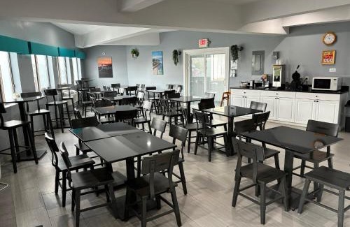 Teaticket Hotel | Admiralty Inn & Suites - a Red Collection Hotel