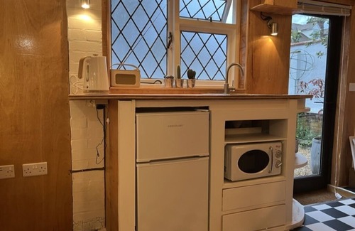 Bury St Edmunds Apartment | Adorable 1 bed guest studio in Bury St Edmunds.
