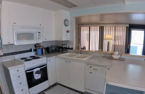 Nettles Island House | Adorable 1 bedroom 1 bath beach bungalow