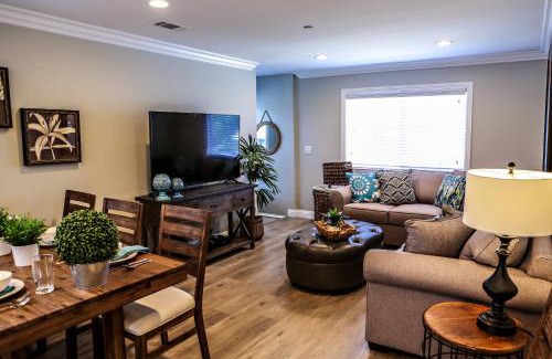 Fullerton House | Adorable 3 Bedroom 2 Bath Home