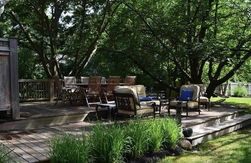 Amagansett North House | Adorable Amagansett Cottage, Walk to Town or Beach