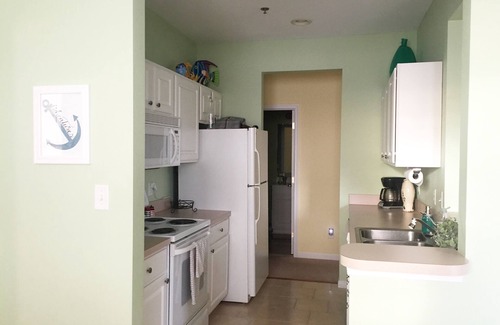 Rehoboth Beach Condo | ADORABLE and COZY 2/2 condo East of Rt.1. 3 miles from downtown!