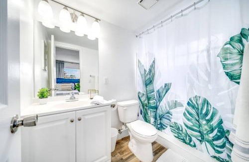 Survey Creek Apartment | Adorable Condo in Peaceful Area - Palm Wave Says