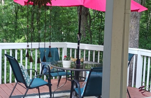 Cartersville House | Adorable Cottage Style Home near Lakepoint/Lake Allatoona & Hospital