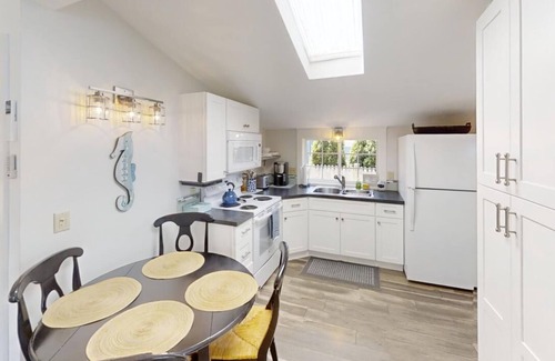 West Yarmouth Cottage | Adorable cottage - Walk to Private Beach on Nantucket Sound!