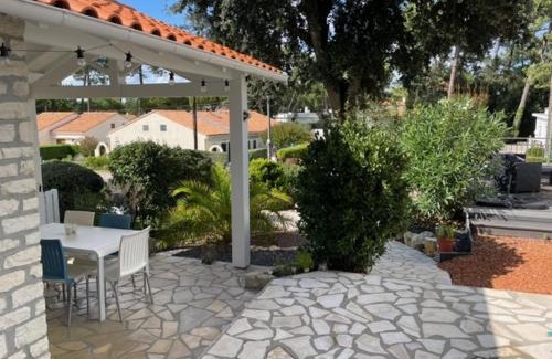 Saint-Georges-de-Didonne House | Adorable petite maison à 400m de la mer