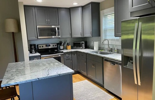 Scanlonville House | Adorable guest house with private backyard in Mount Pleasantnn
