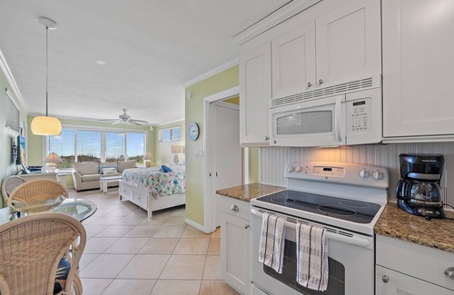 Longboat Key Apartment | Adorable Gulf Front Studio, Private Beach, Originally Part of Starfish Motel