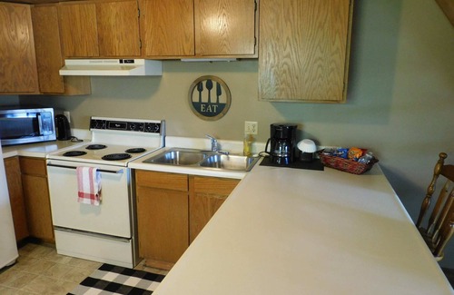 Breezy Point Cabin | Adorable Hideaway at Pelican Lake