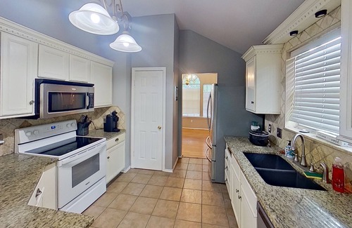 South Side House | Adorable Home Away From Home in the City by the Bay
