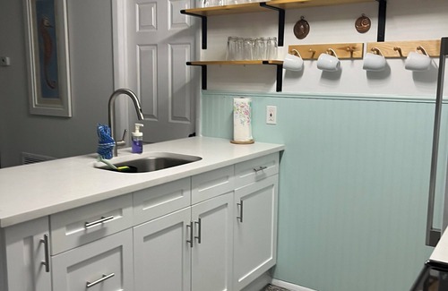 Vero Beach House | Adorable house with a large private back yard in sunny Vero Beach