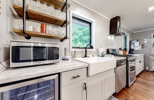 Twin Mountain House | Adorable mountain escape with firepit, wraparound deck, fast WiFi, & gas grill