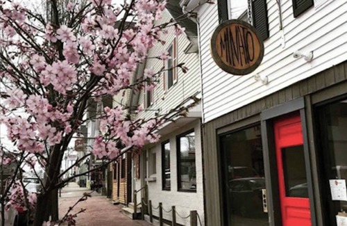 Munjoy Hill Apartment | Adorable Portland getaway on the Eastern Promenade