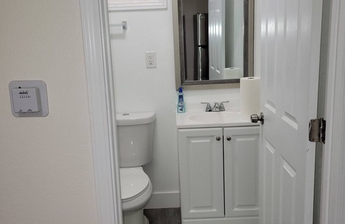 Vallejo Apartment | Adorable Studio Apartment